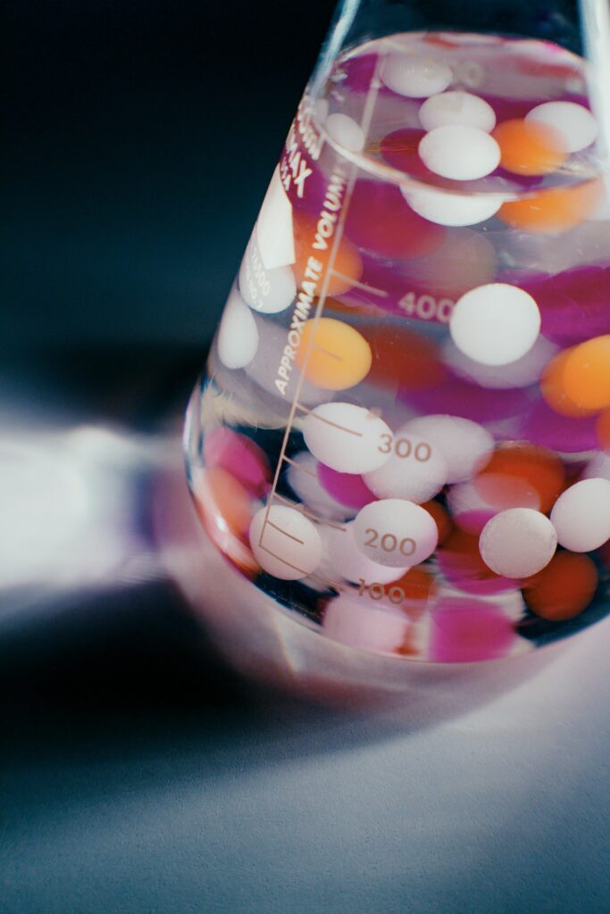 In a good general chemistry class, strong problem solving asks…